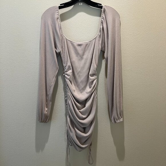 Hey Babe Beige Knit Ribbed Long Sleeve Ruched Midi Dress Size M - Picture 2 of 5